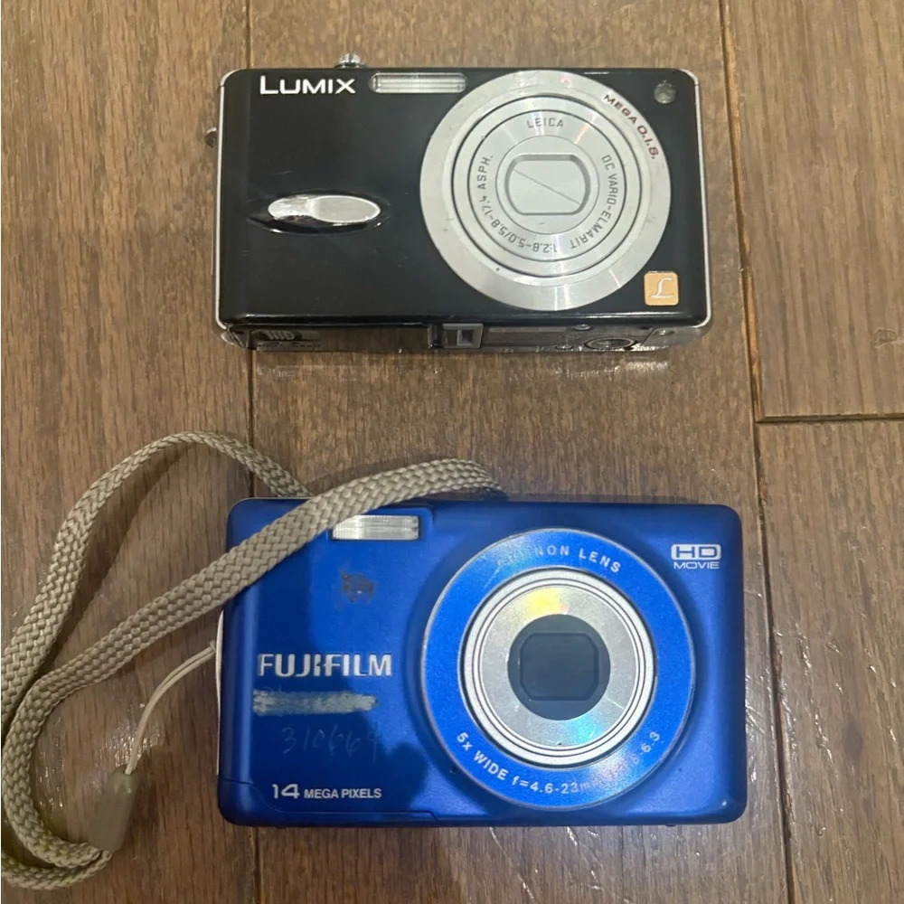 Fujifilm Blue Digital Camera & Lumix Black Compact Camera Bundle
